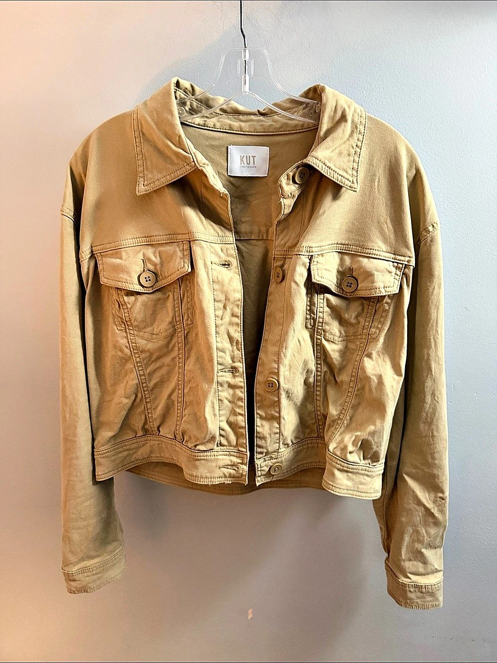 Kut from the Kloth Rosalyn Twill Trucker Jacket Tan